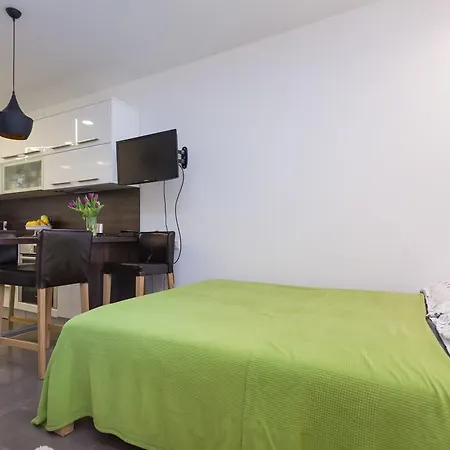 Apartment Leni